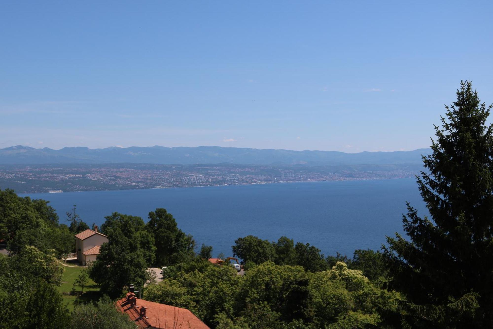 Apartments Ema Lovran Dış mekan fotoğraf