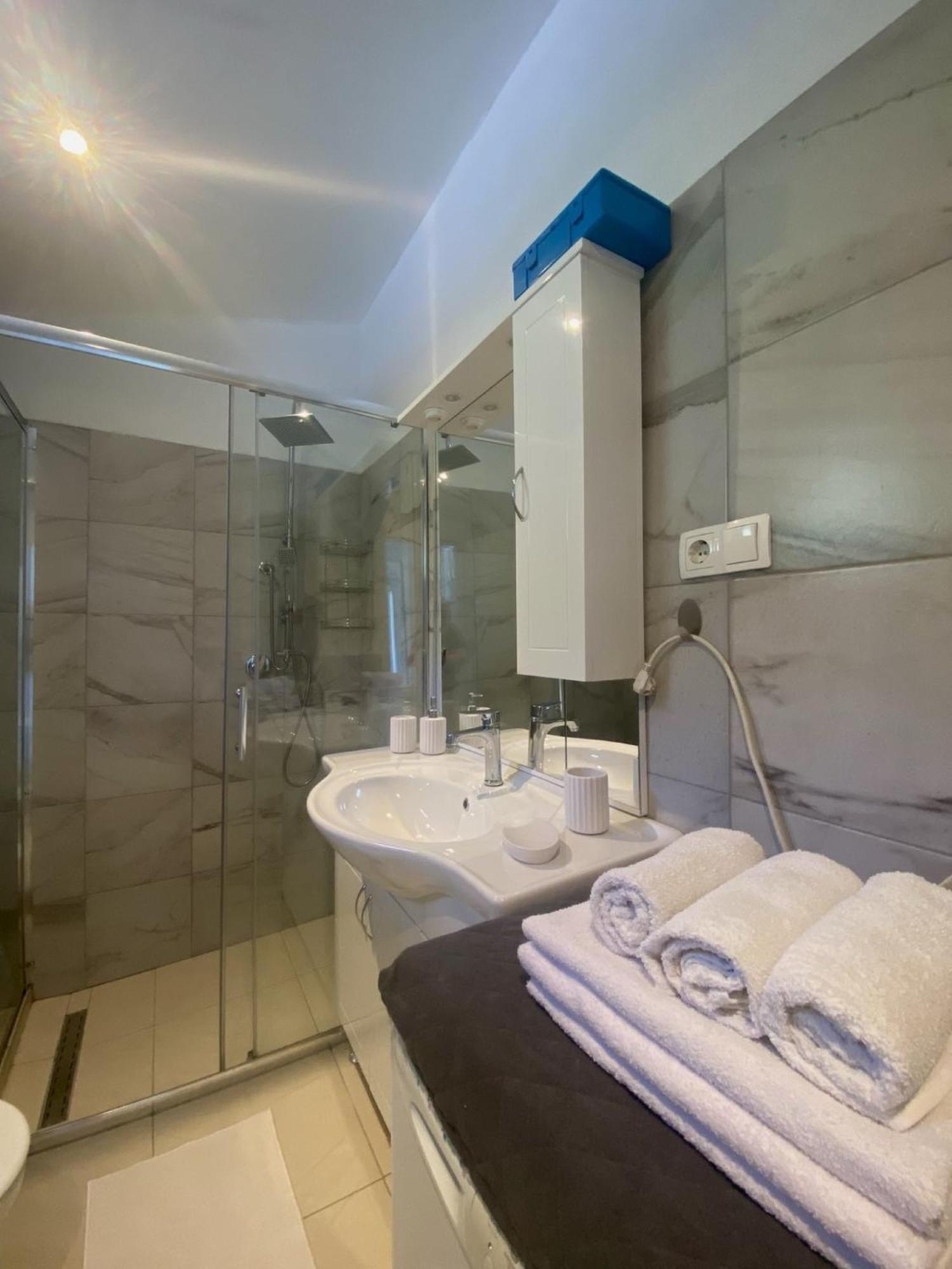 Apartments Ema Lovran Dış mekan fotoğraf